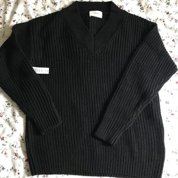 NWT Aritzia Belize sweater - Picture 2 of 3